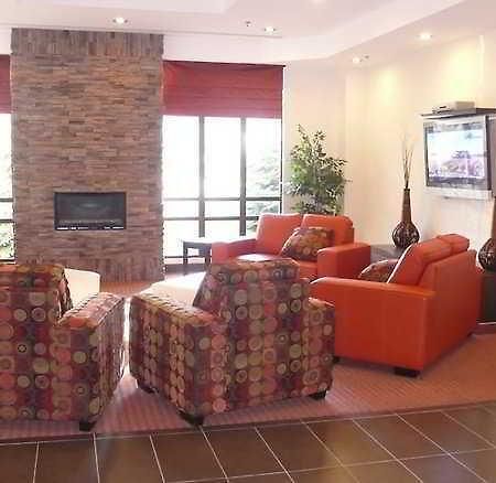 Niagara Plaza Hotel By Fairbridge Экстерьер фото