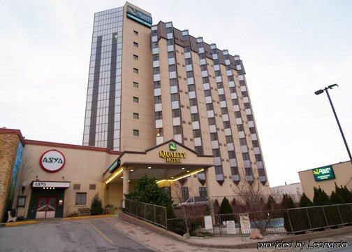 Niagara Plaza Hotel By Fairbridge Экстерьер фото
