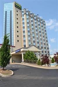 Niagara Plaza Hotel By Fairbridge Экстерьер фото