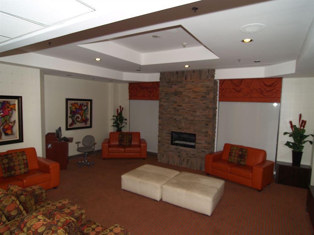 Niagara Plaza Hotel By Fairbridge Экстерьер фото
